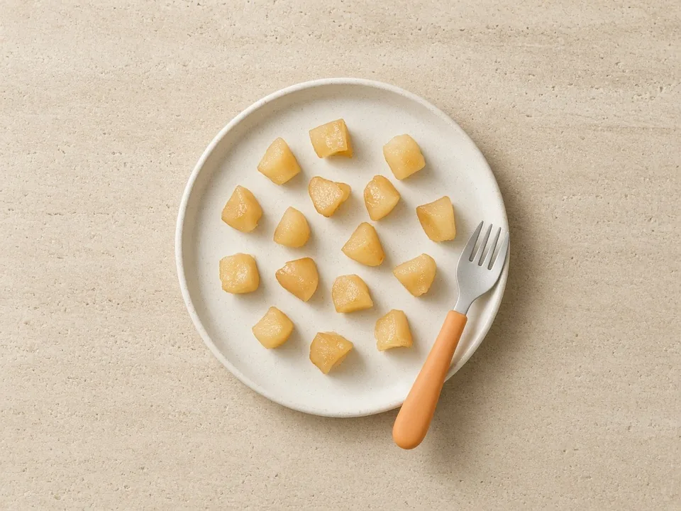 Apple for 18 months+: cooked, grated or in family dishes