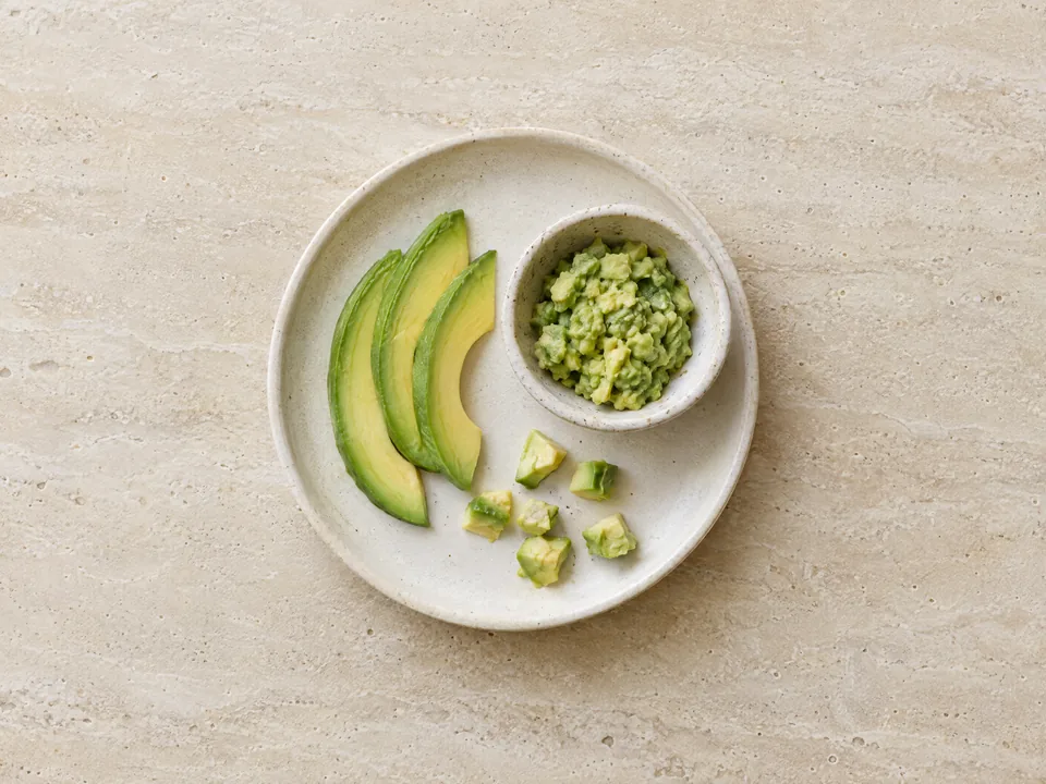 Avocado for 18 months+: slices, cubes or guacamole
