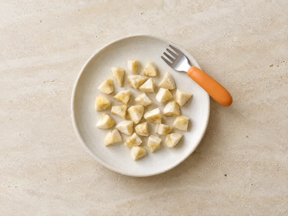 Banana for 18 months+: slices, pieces or in dishes