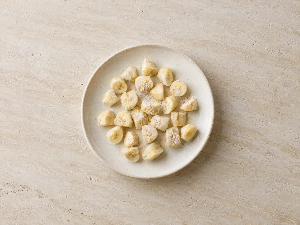 Banana for 9 months+: small soft pieces