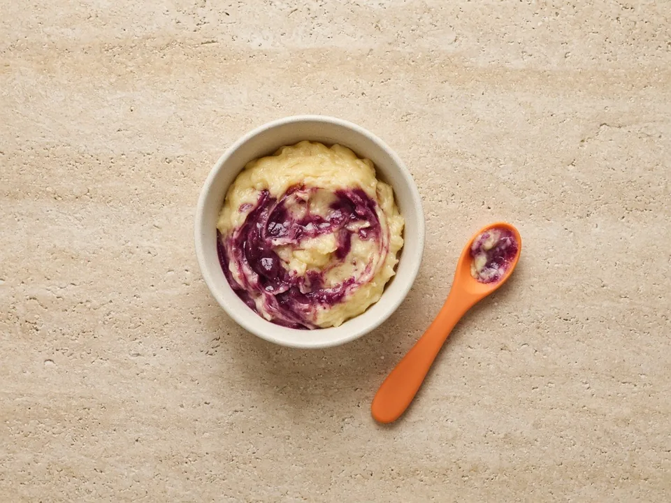 Blackcurrants for 6 months+: cooked and mashed, or squashed flat