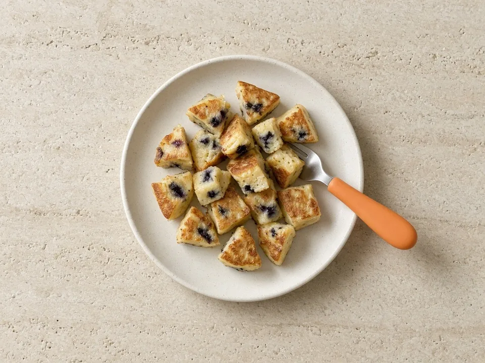 Blueberries for 18 months+: squashed, quartered or baked in