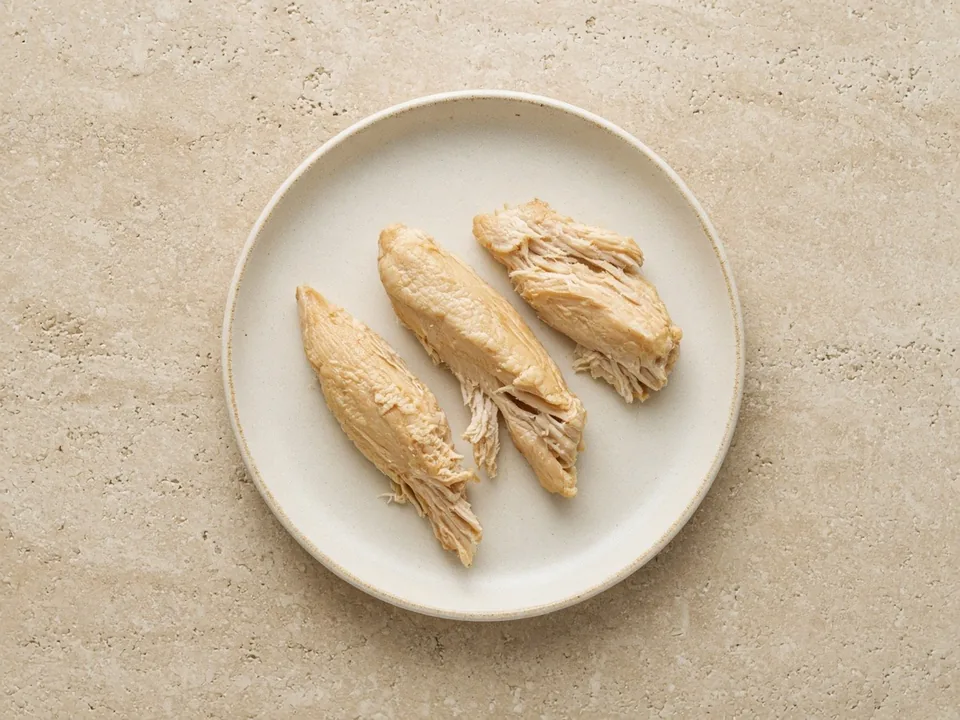 Chicken for 6 months+: tender strips, soft patties or shredded