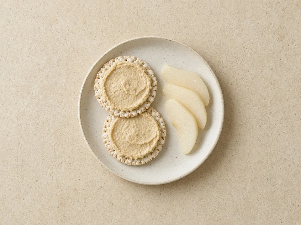 Crackers for 18 months+: small crackers with soft toppings