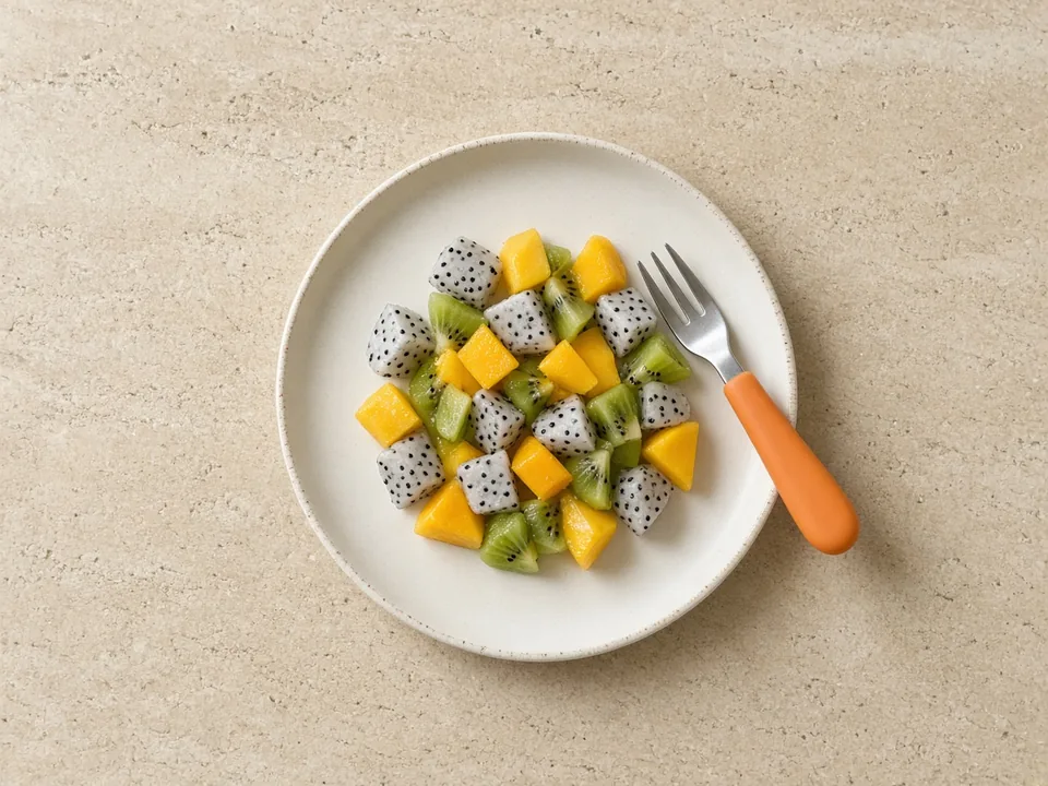Dragon fruit for 18 months+: pieces, thin slices or in dishes