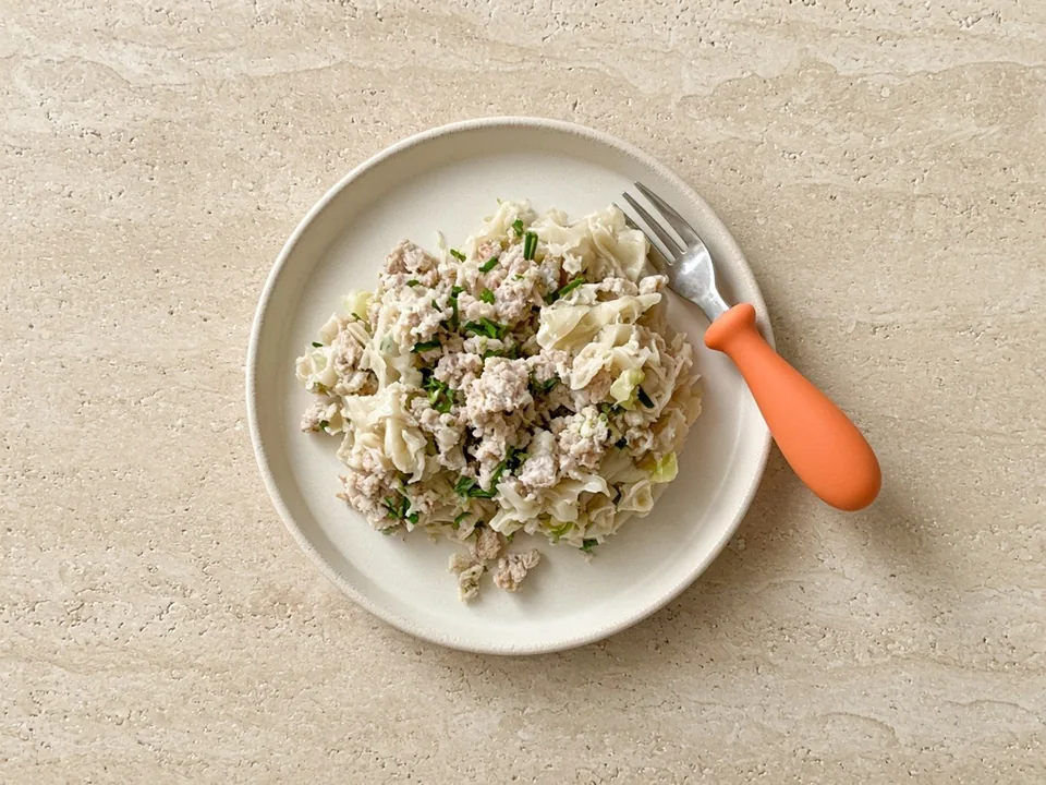 Dumplings for 18 months+: dumplings cut into pieces