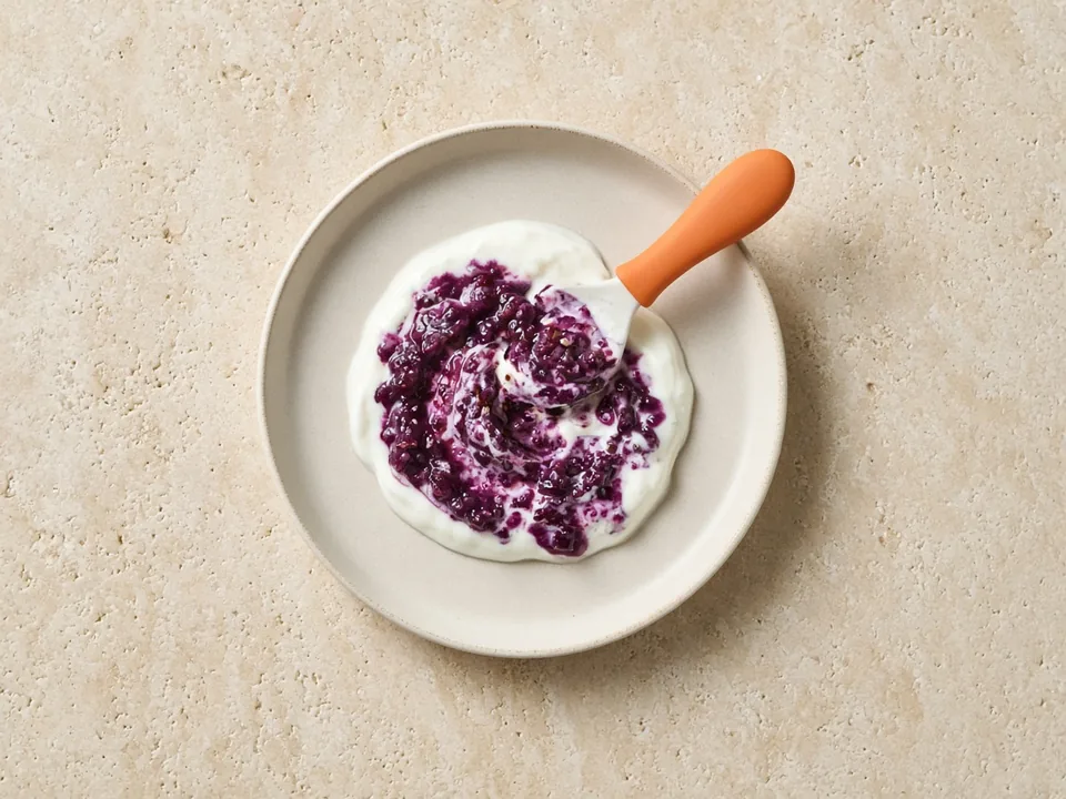 Elderberries for 12 months+: cooked, mashed or baked in
