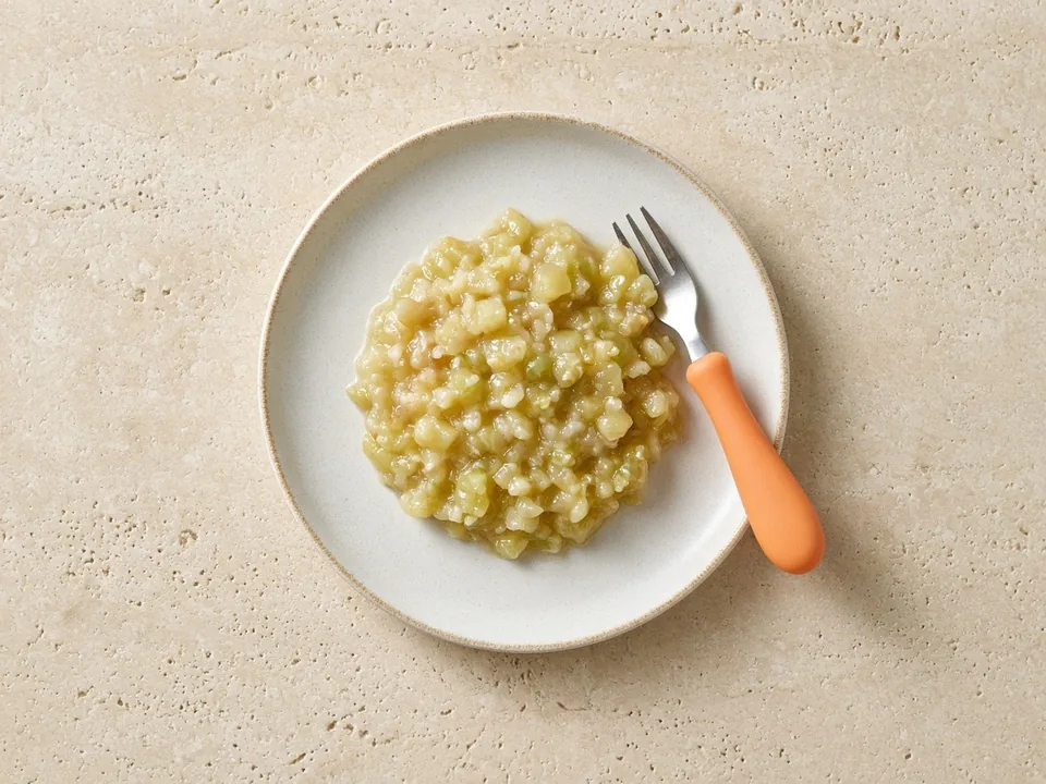 Feijoa for 12 months+: small pieces or in dishes