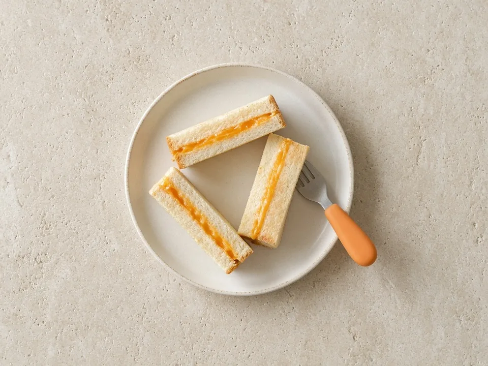 Grilled cheese for 12 months+: strips or small squares