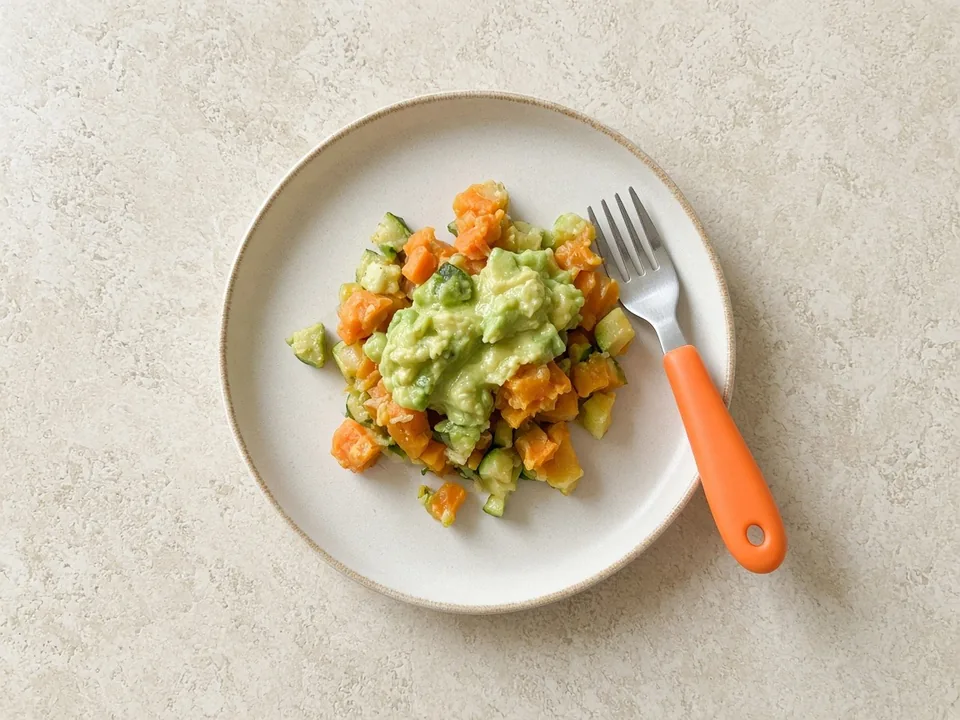 Guacamole for 12 months+: family guacamole, toddler's portion first