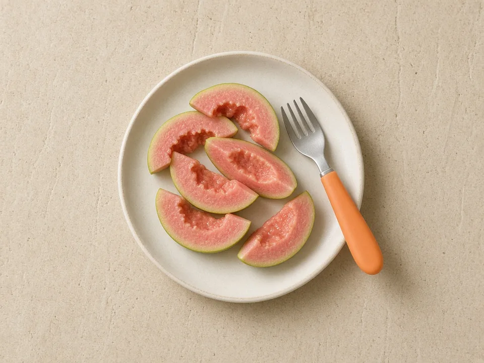Guava for 18 months+: bite-sized pieces or thin slices