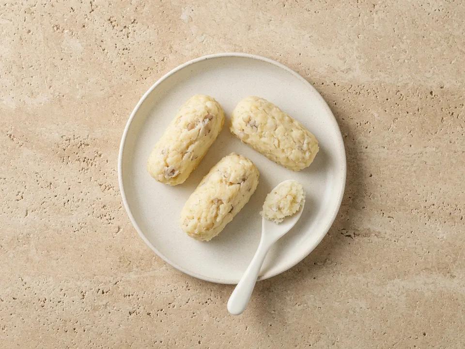 Herring for 6 months+: flaked fresh herring or fish cakes