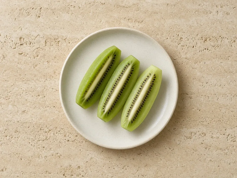 Kiwi for 6 months+: peeled wedges or mashed