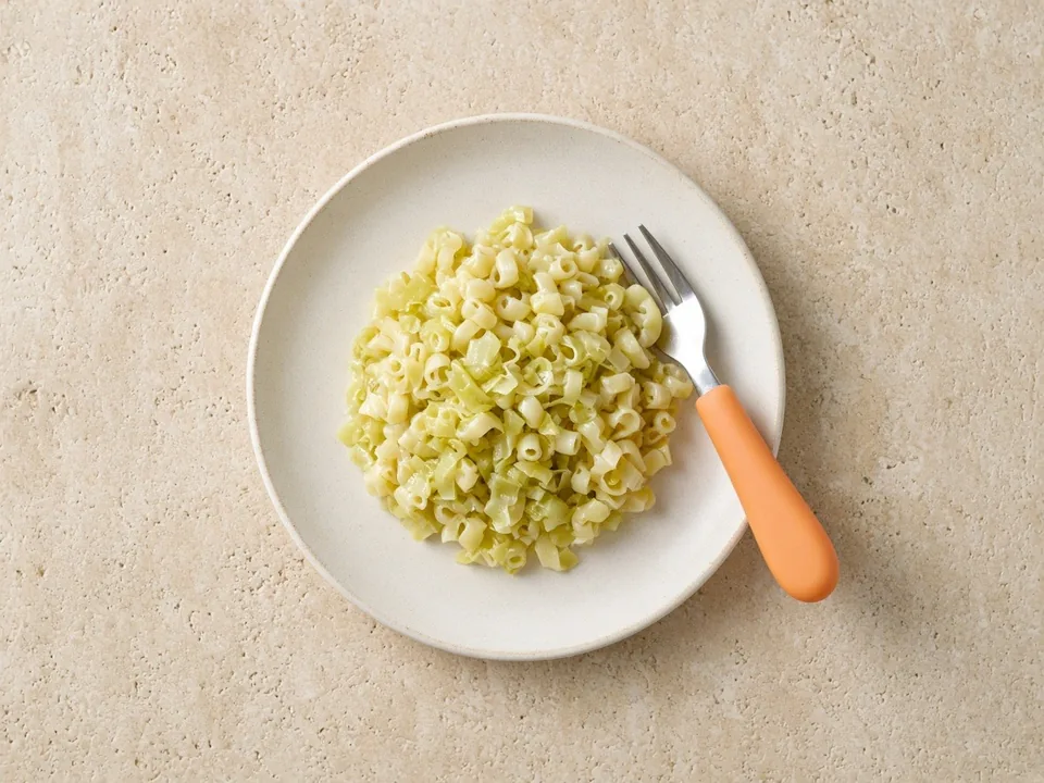 Leek for 18 months+: soft-cooked leek in family dishes