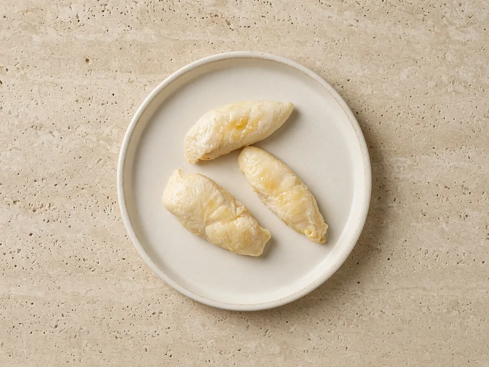Lemon for 6 months+: a few drops of juice or a pinch of zest in food