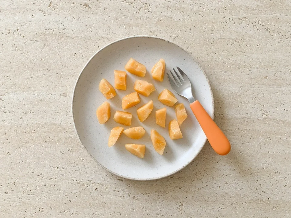 Loquat for 12 months+: small soft pieces or in dishes