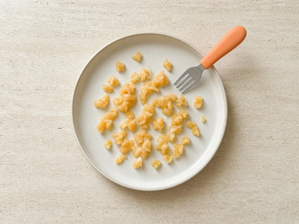 Loquat for 18 months+: bite-sized pieces or in dishes
