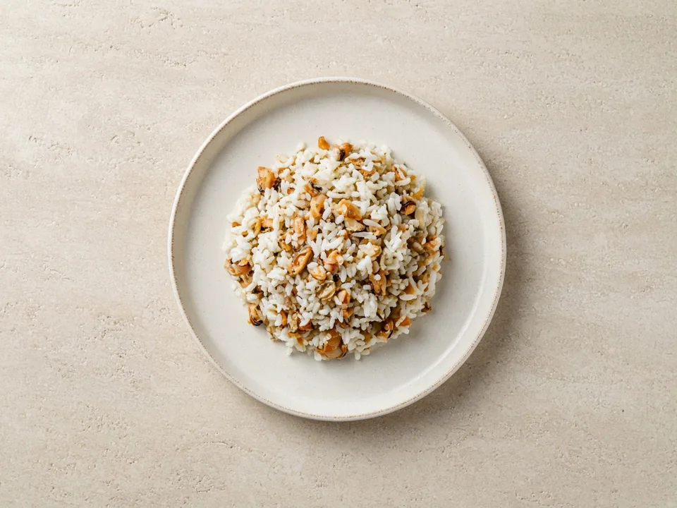 Mussels for 9 months+: finely chopped pieces