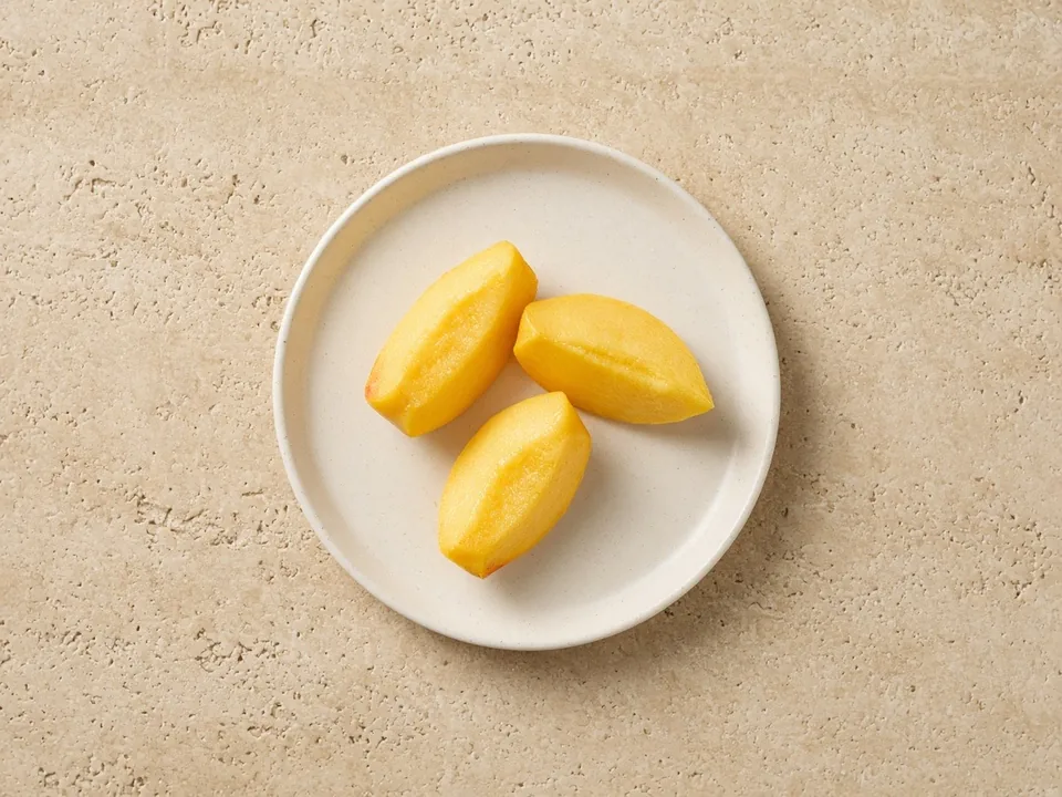 Nectarine for 6 months+: ripe peeled wedges or mash