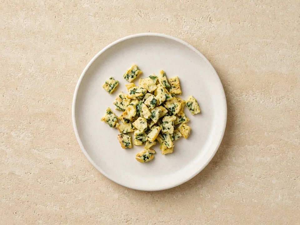 Omelet for 9 months+: small soft pieces