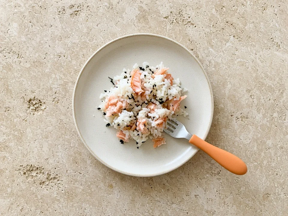 Onigiri for 12 months+: mini onigiri, cut up