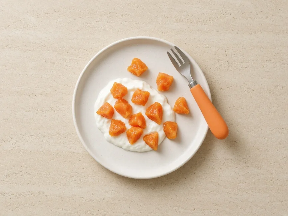 Papaya for 12 months+: soft pieces or in dishes