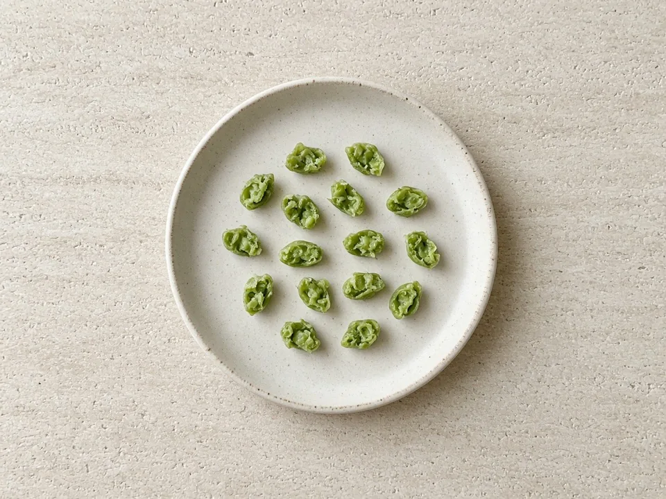 Peas for 9 months+: single peas, each squashed flat