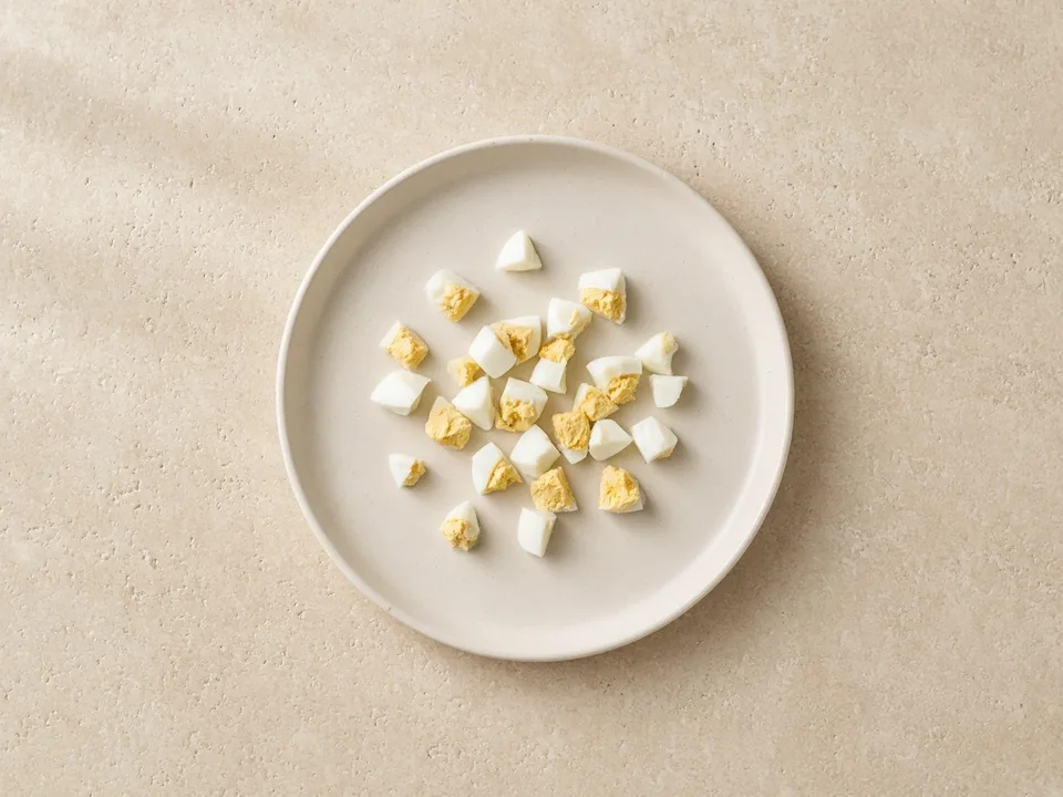 Quail eggs for 9 months+: small pieces of cooked egg