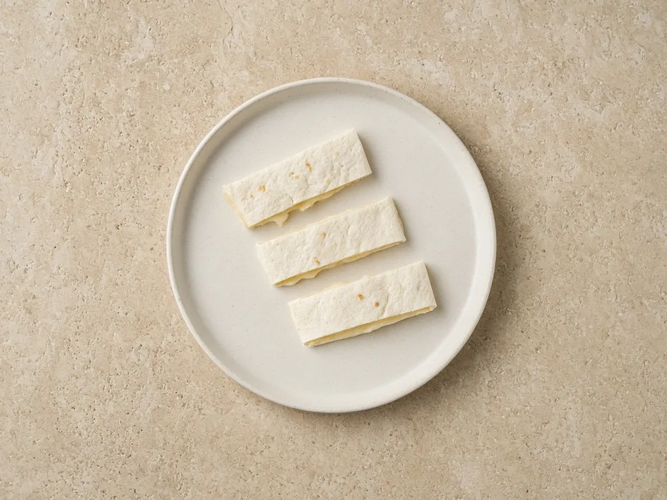 Quesadilla for 6 months+: thin, soft quesadilla strips