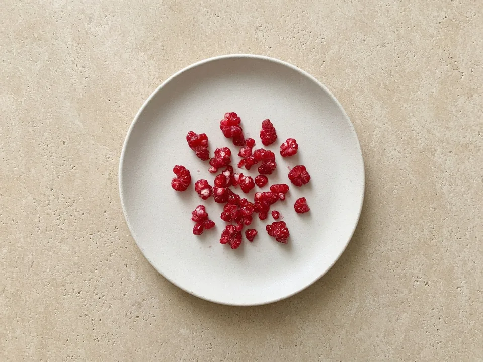 Raspberries for 9 months+: small soft pieces