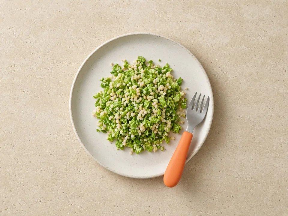 Romaine for 18 months+: shredded or small pieces in salads and wraps