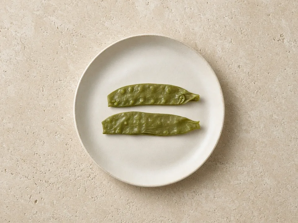 Snow peas for 6 months+: whole soft-cooked pods, strings removed, or mashed