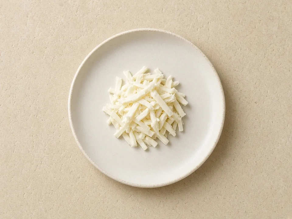 String cheese for 12 months+: thin shreds or short, thin strips