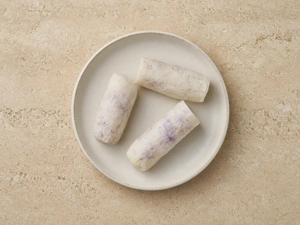 Taro for 6 months+: soft-cooked sticks or mashed taro