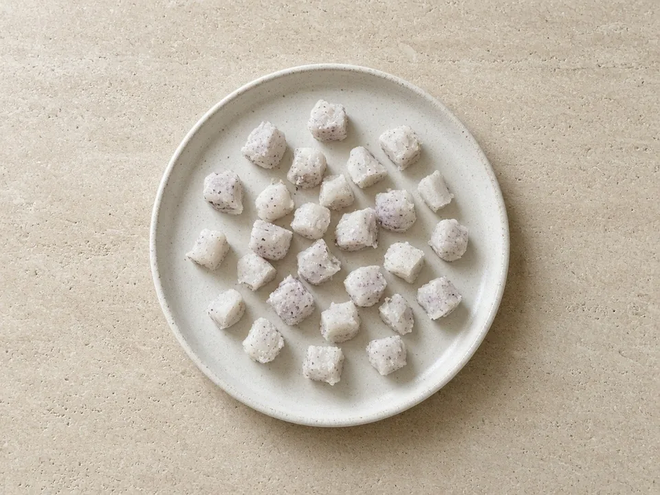 Taro for 9 months+: small soft pieces or lumpy mash