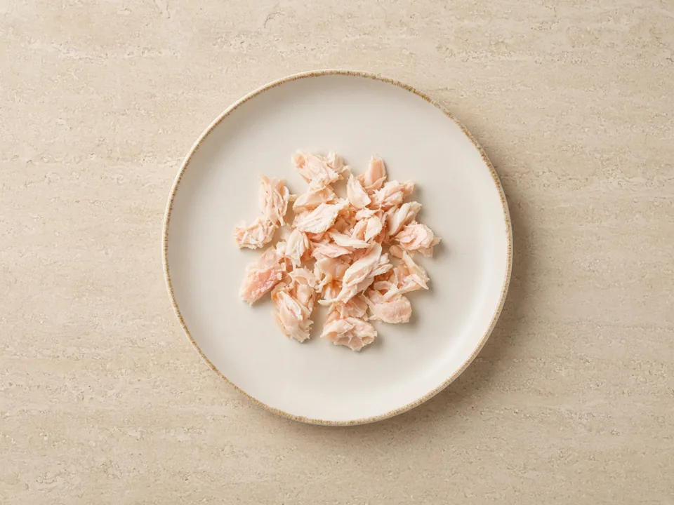 Trout for 9 months+: small flakes